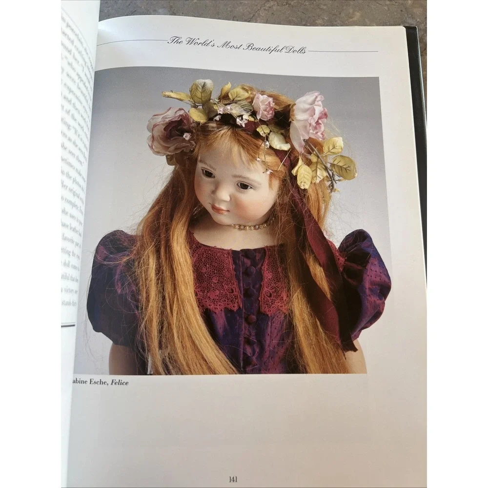 1994 The World's Most Beautiful Dolls By Joan Pursley & Karen Bischoff Hardcover